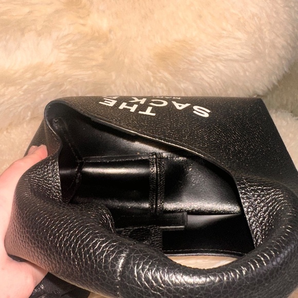 NWOT MARC JACOBS THE MINI SAC - Picture 9 of 12